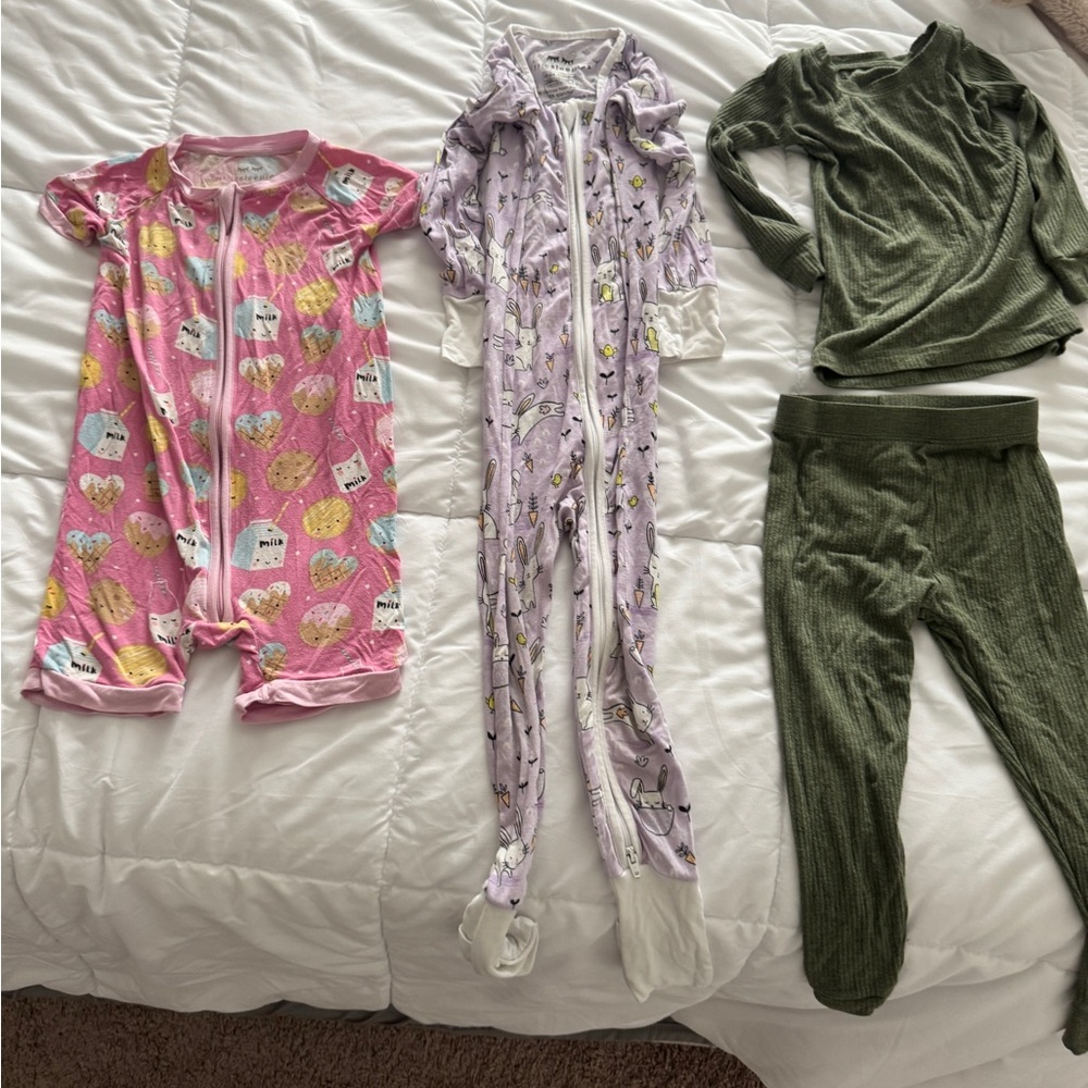 Little Sleepies  Bundle 3 X 18-24 M